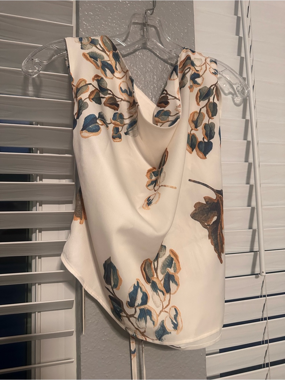 COMMENSE Floral Satin One Shoulder Tie Waist Top Medium - Picture 3 of 6